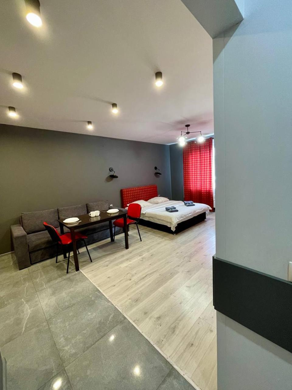 Апартаменты Yes Silver Uschhorod Exterior foto